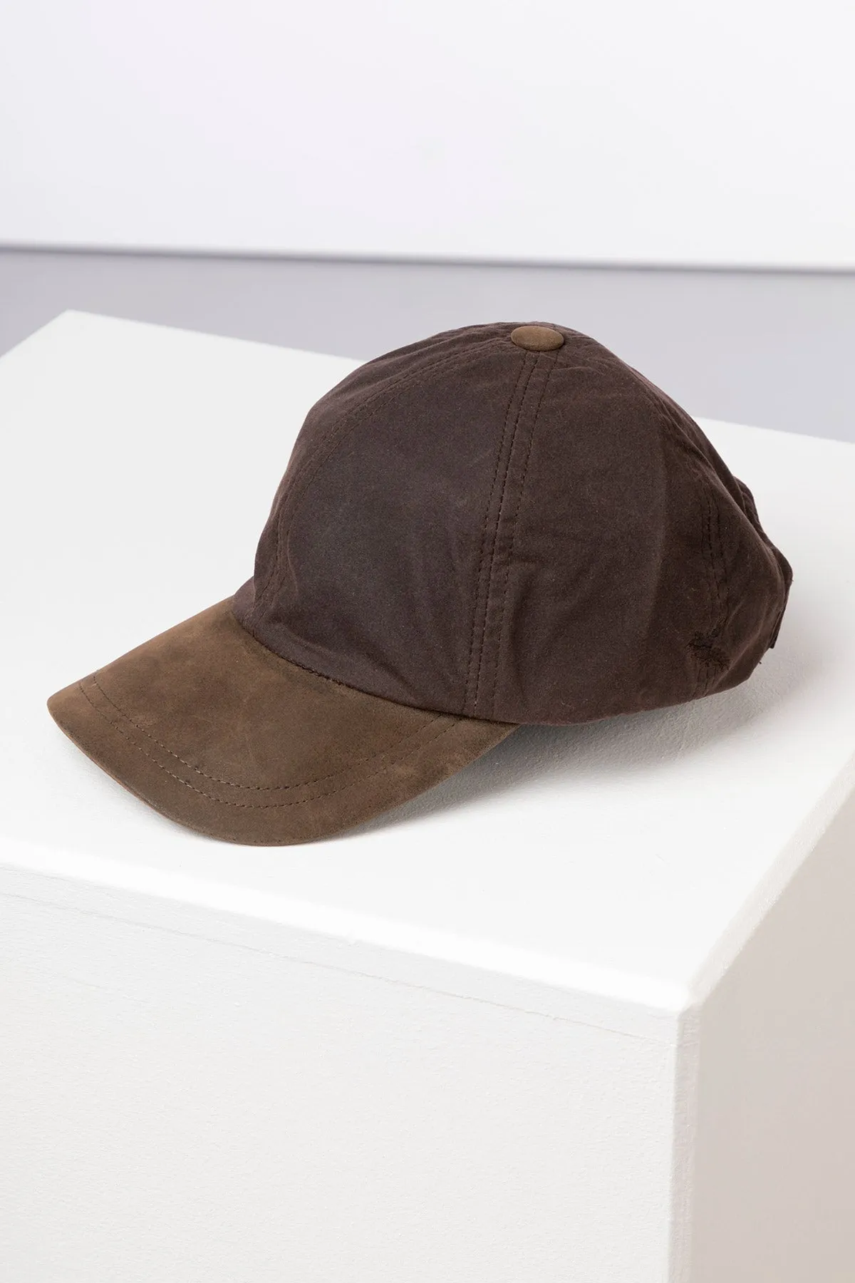 Men's Wax Baseball Cap with Nubuck Peak - Danby