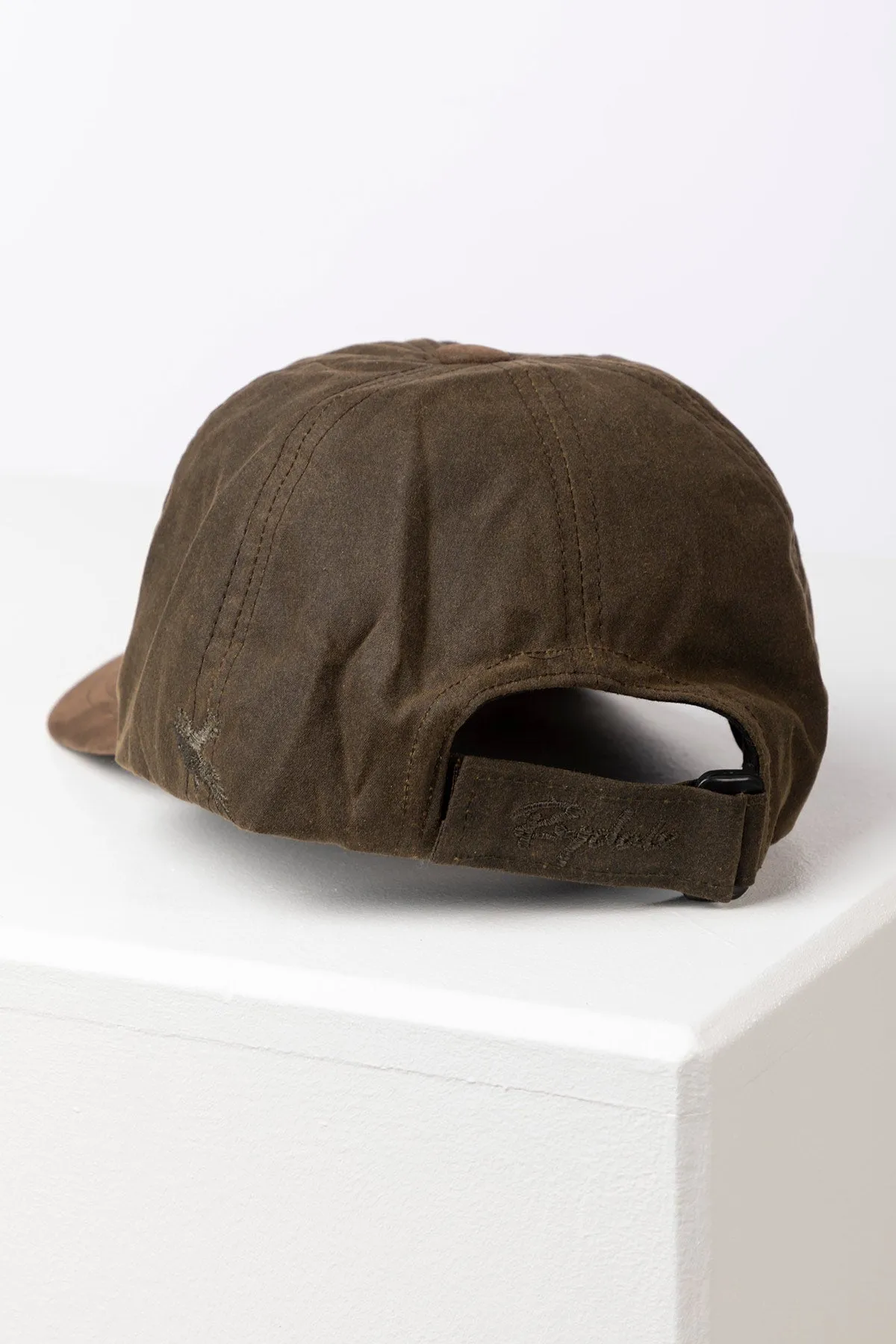 Men's Wax Baseball Cap with Nubuck Peak - Danby