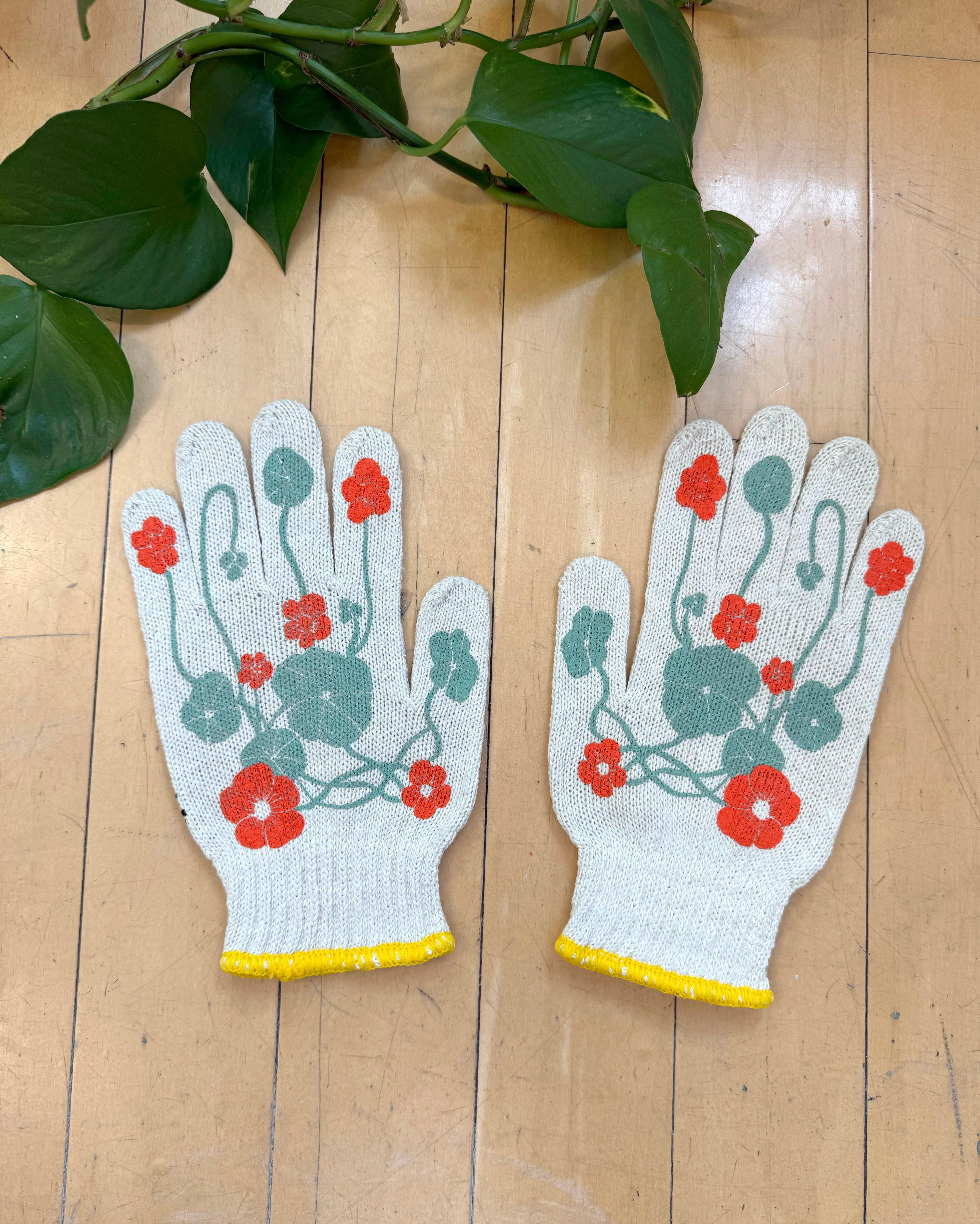 Nasturtiums Gardening Gloves