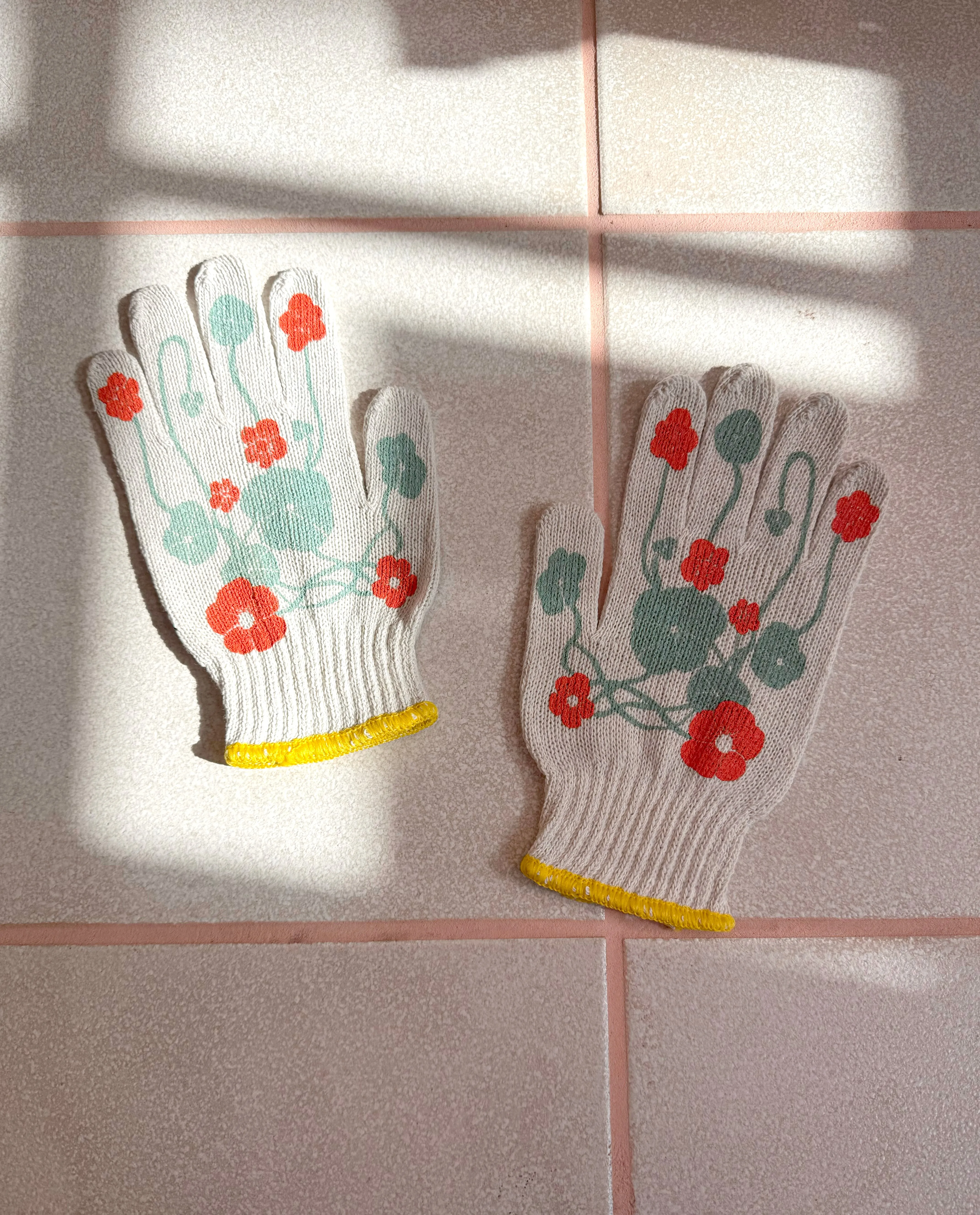 Nasturtiums Gardening Gloves